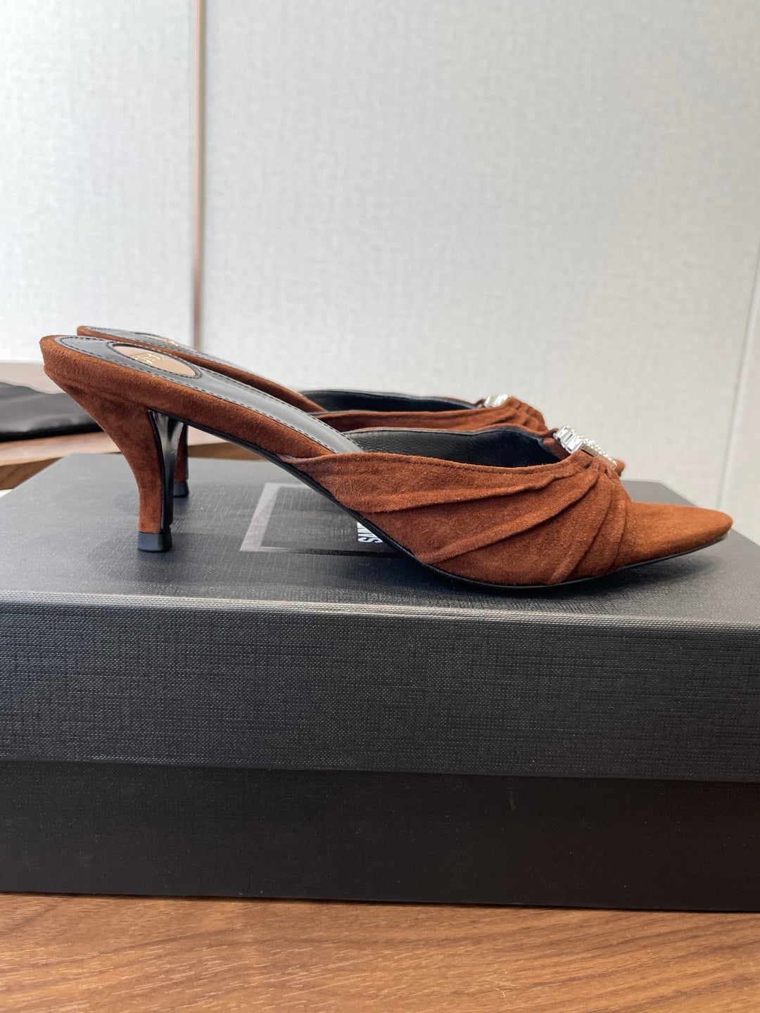 Saint Laurent Pointed Toe Stiletto Heeled Sandals – 26SS