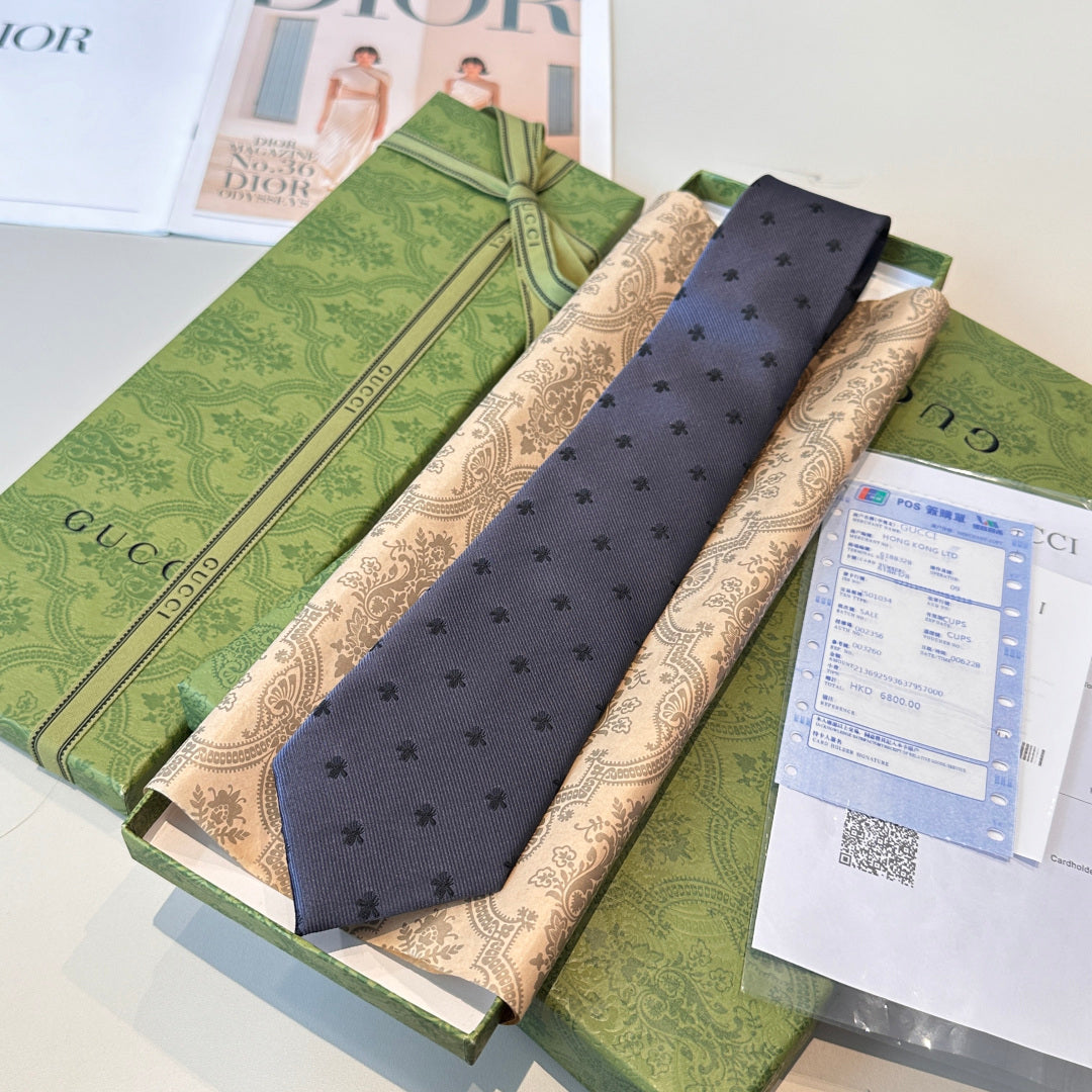 Gucci Bee Jacquard Silk Tie