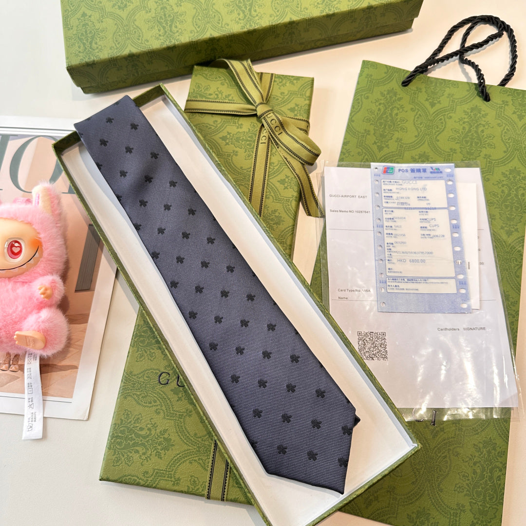 Gucci Bee Jacquard Silk Tie