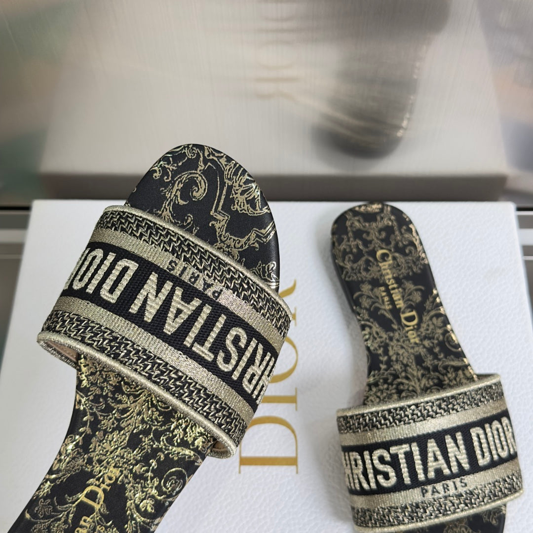 Dior Dway Embroidered Flat Slides – Spring/Summer 2026 Collection