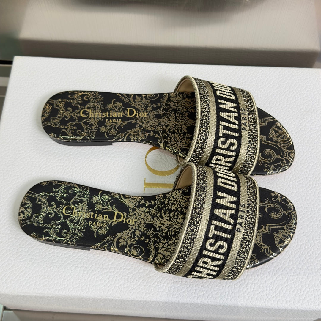 Dior Dway Embroidered Flat Slides – Spring/Summer 2026 Collection
