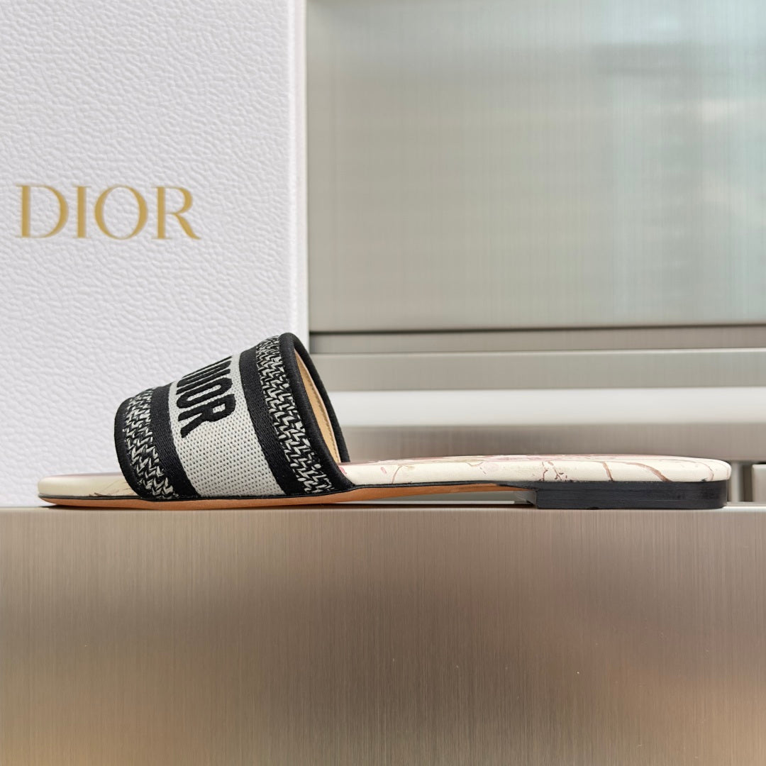 Dior Dway Embroidered Flat Slides – Spring/Summer 2026 Collection