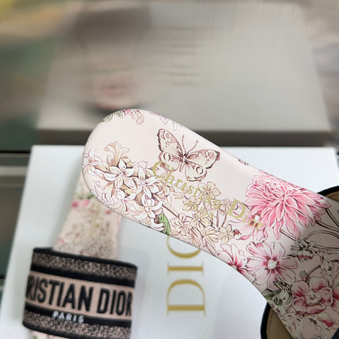 Dior Dway Embroidered Flat Sandals – Spring/Summer Collection – 2026SS