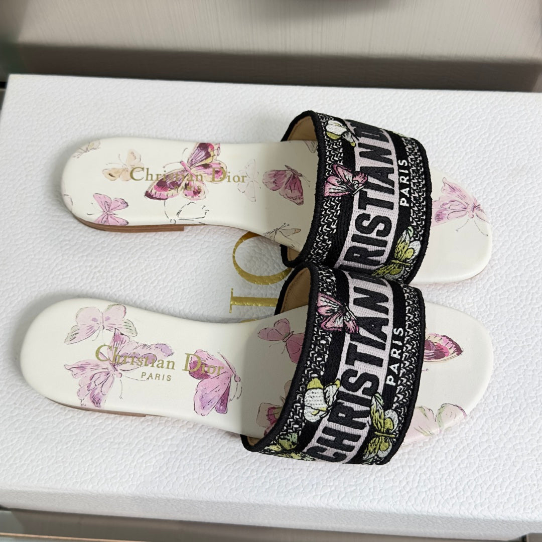 Dior Dway Embroidered Flat Sandals – Spring/Summer Collection – 2026SS