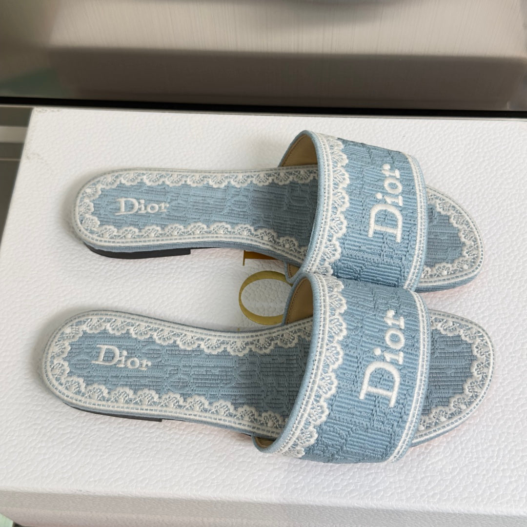 Dior Dentelle Lace Flat Slides – Summer 2026