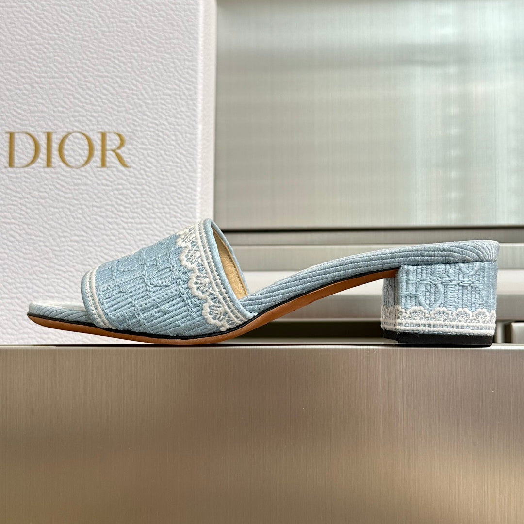 Dior Dentelle Lace Flat Sandals – Summer Collection – 2026