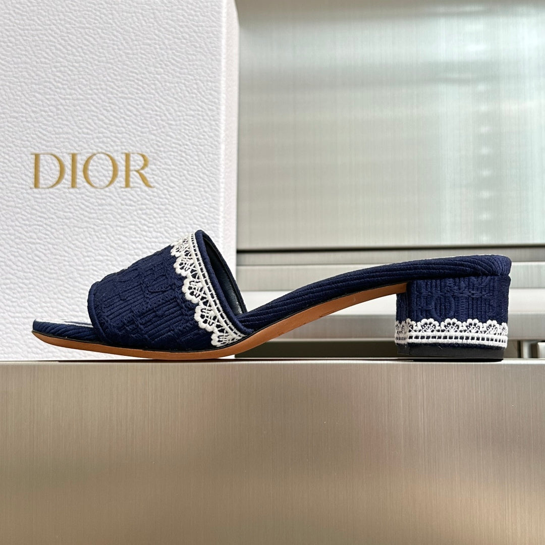 Dior Dentelle Lace Flat Sandals – Summer Collection – 2026