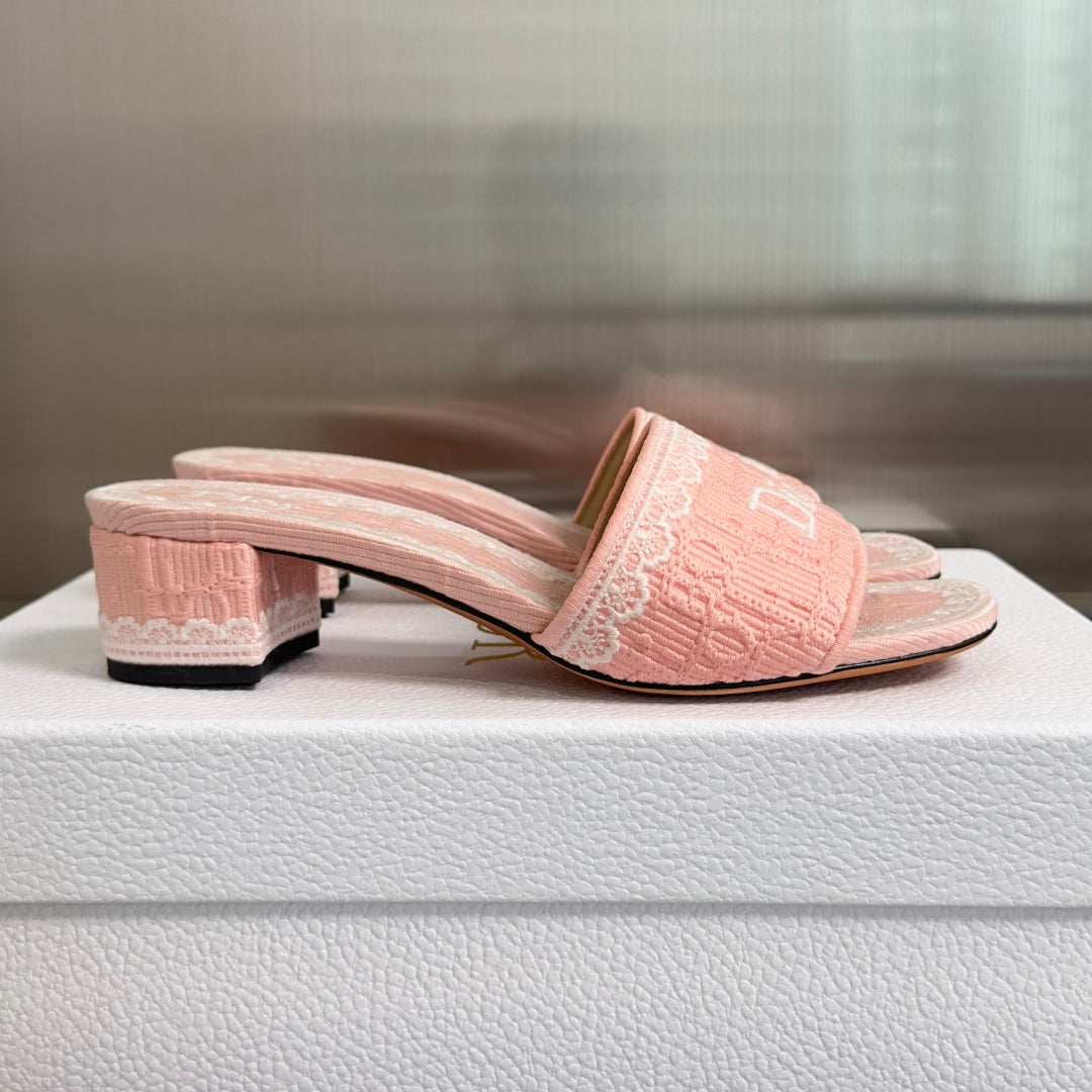 Dior Dentelle Lace Flat Sandals – Summer Collection – 2026