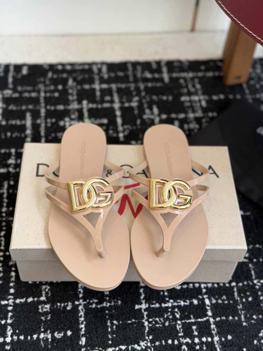 Dolce & Gabbana Jelly Thong Sandals – Spring/Summer Collection