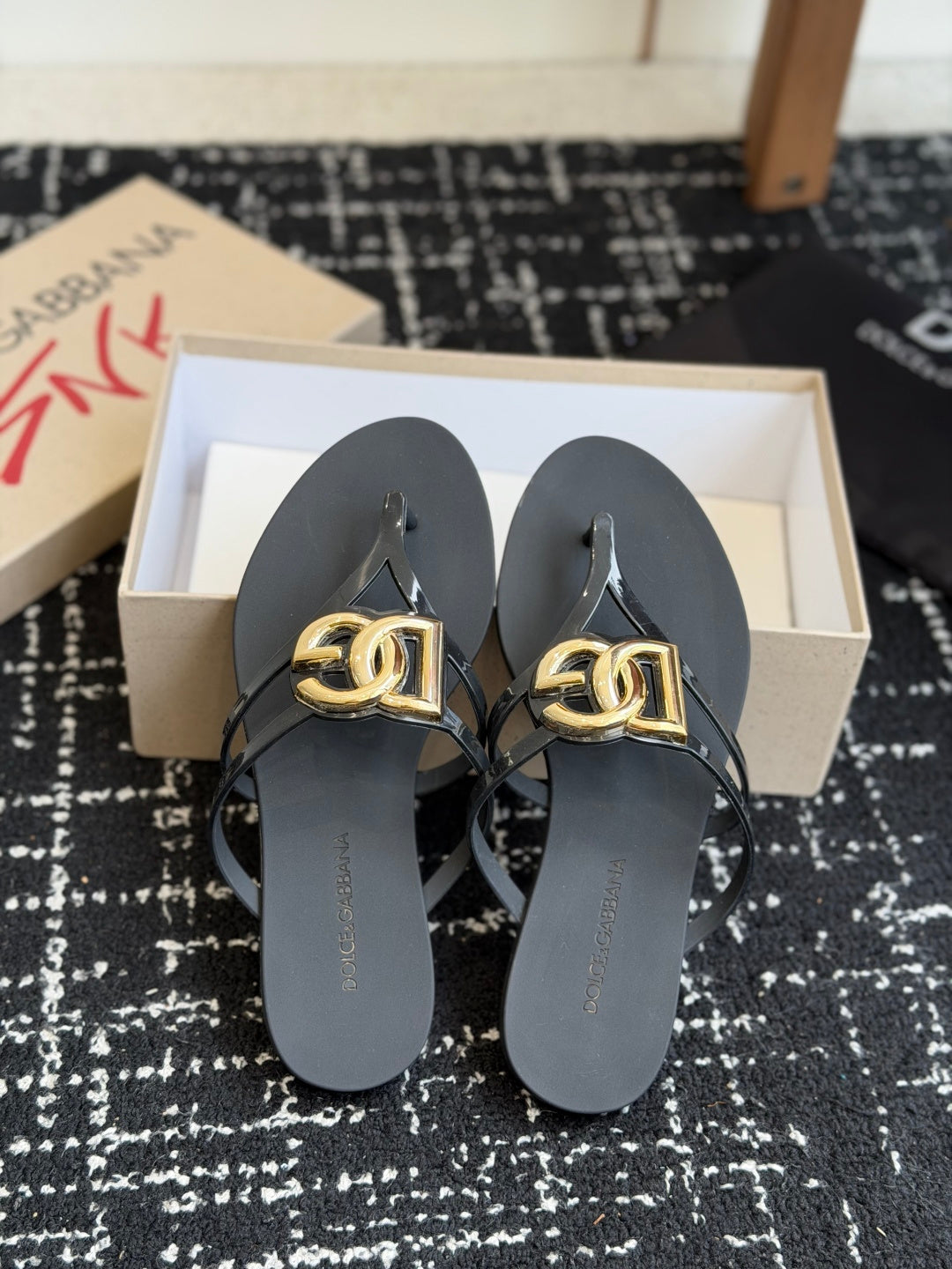 Dolce & Gabbana Jelly Thong Sandals – Spring/Summer Collection