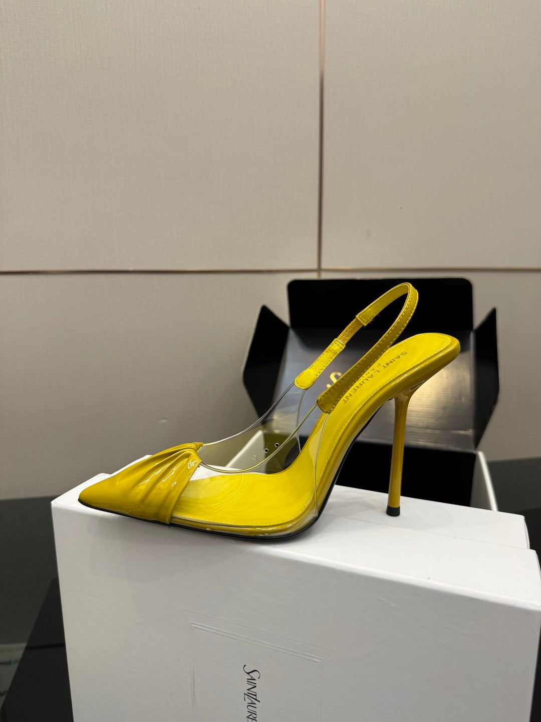 Saint Laurent Creased Pointed-Toe Slingback Sandals – Spring/Summer Collection – 26WF