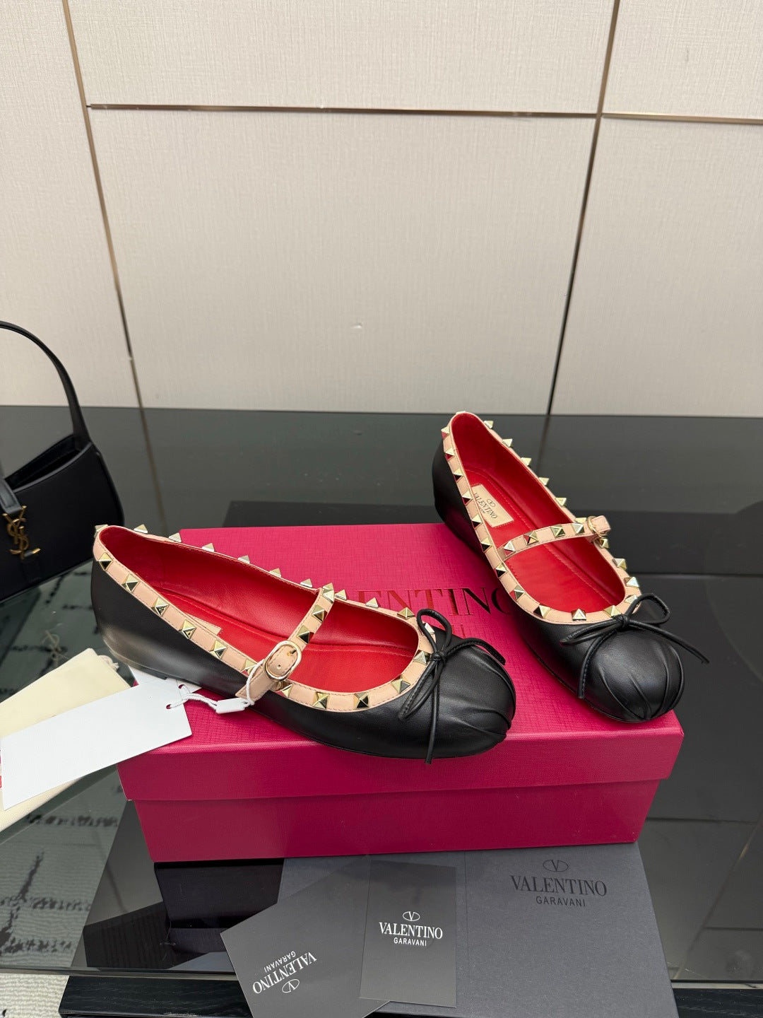 Valentino Classic Leather Sandals – Spring/Summer Collection