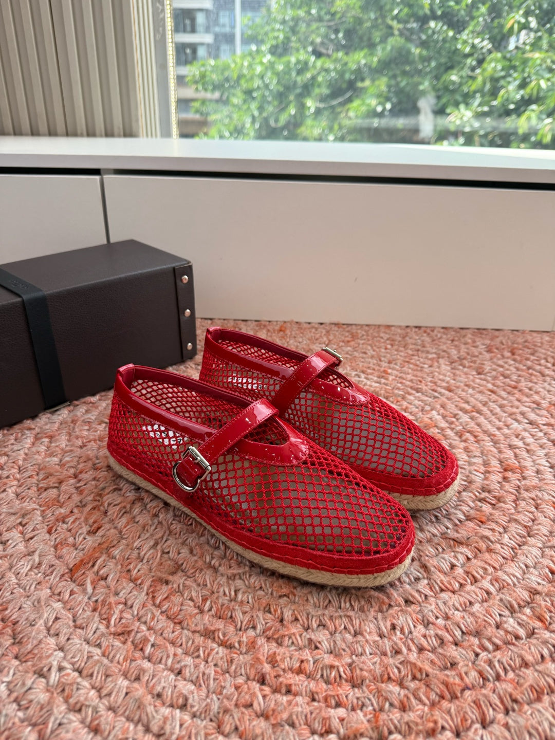 Alaïa Woven Fishnet Mules – 2026 Spring/Summer Collection