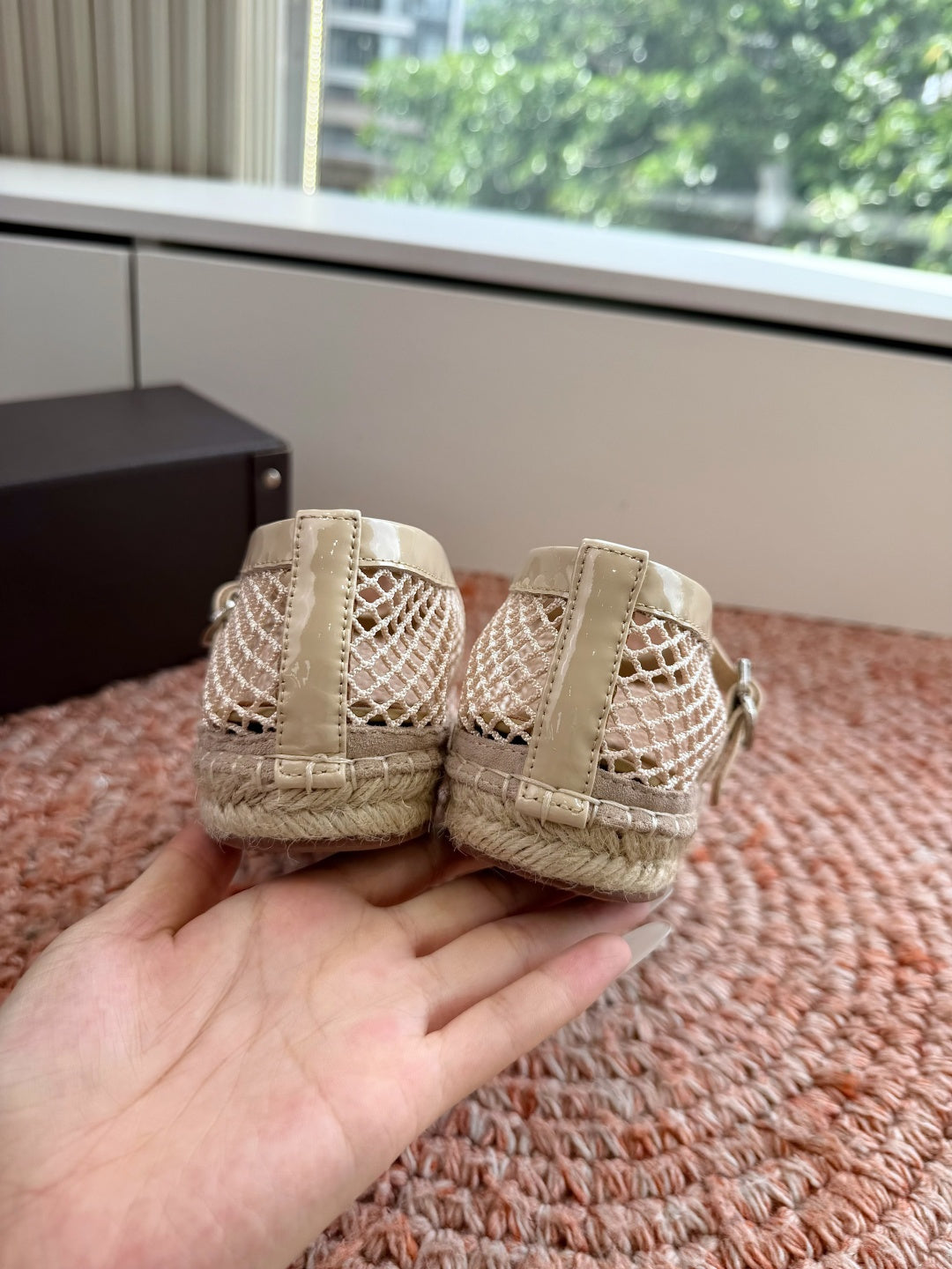 Alaïa Woven Fishnet Mules – 2026 Spring/Summer Collection