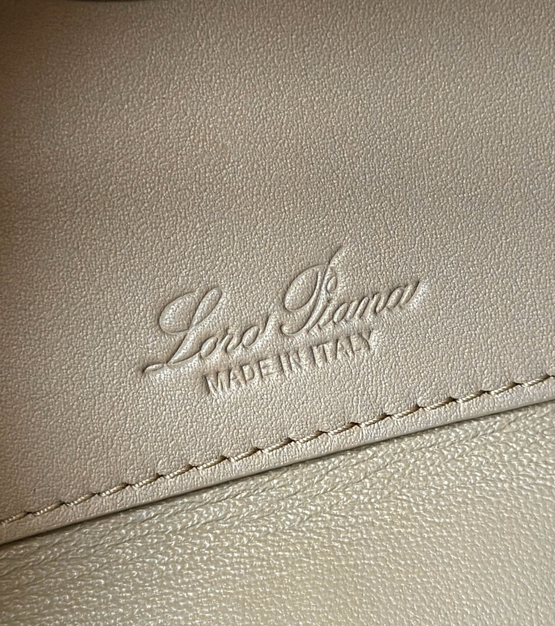 Loro Piana Extra Bag L23
