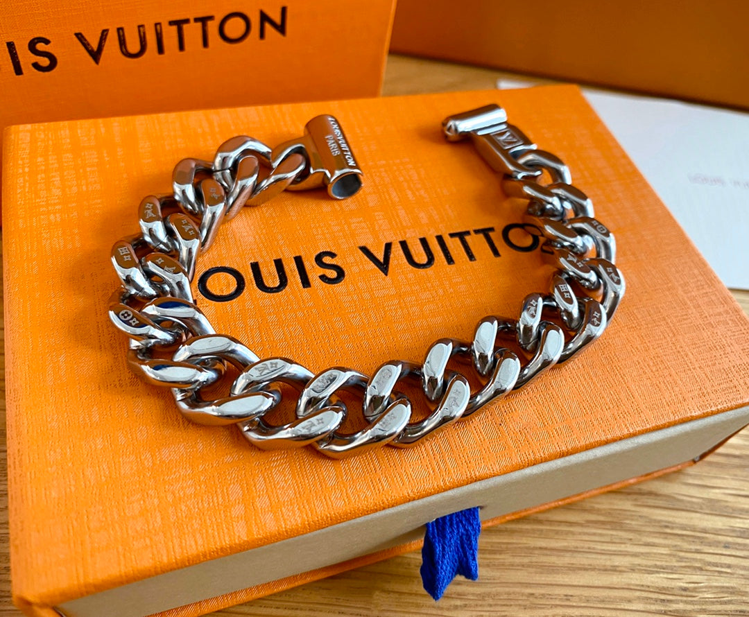 Louis Vuitton LV Chain Links Limited Edition Magnetic Clasp Stainless Steel Bracelet