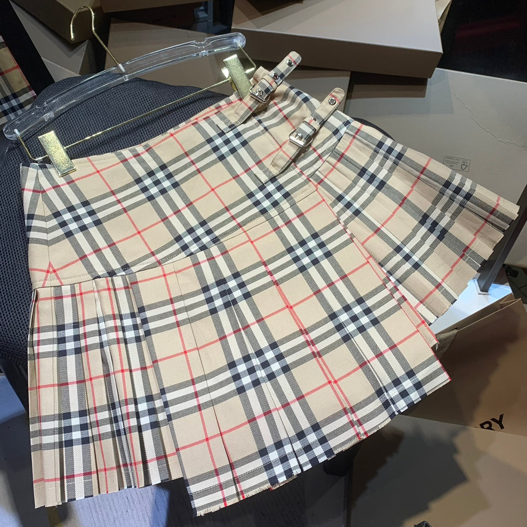 Burberry Vintage Check Wool Pleated Skirt – Summer Collection
