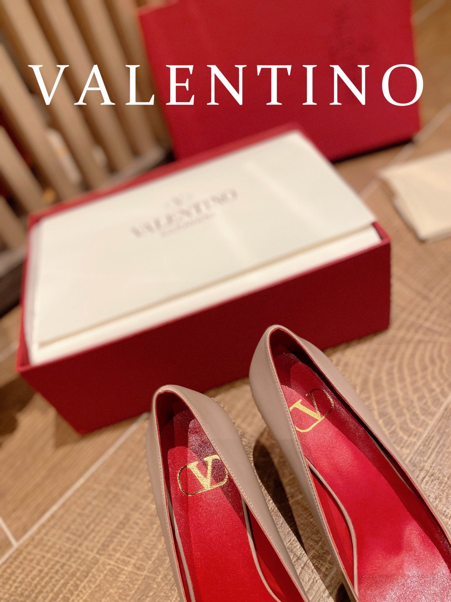 Valentino VLogo Signature Crystal Pumps – 2022 Collection