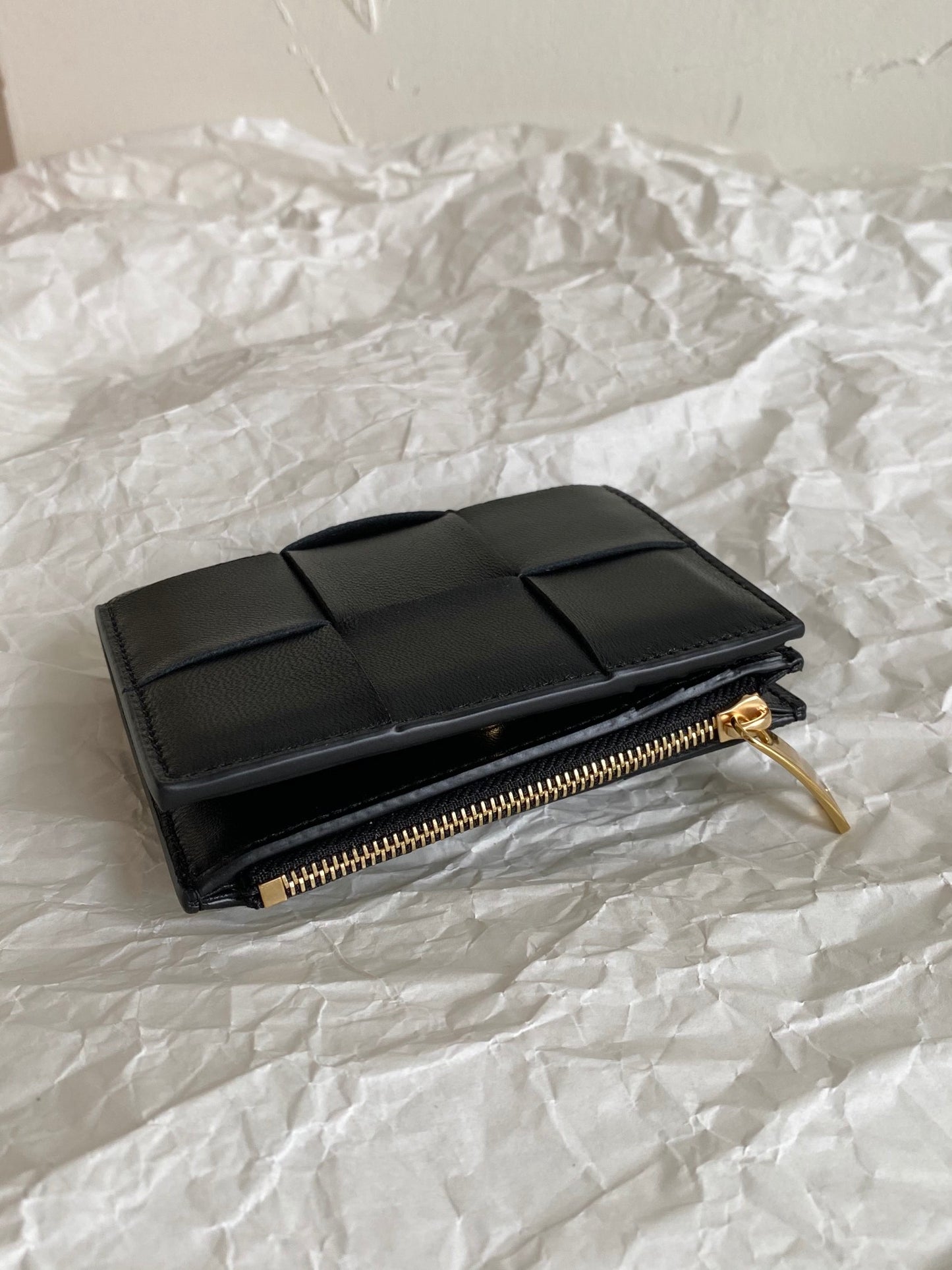 Bottega Veneta Intrecciato Bi-Fold Wallet