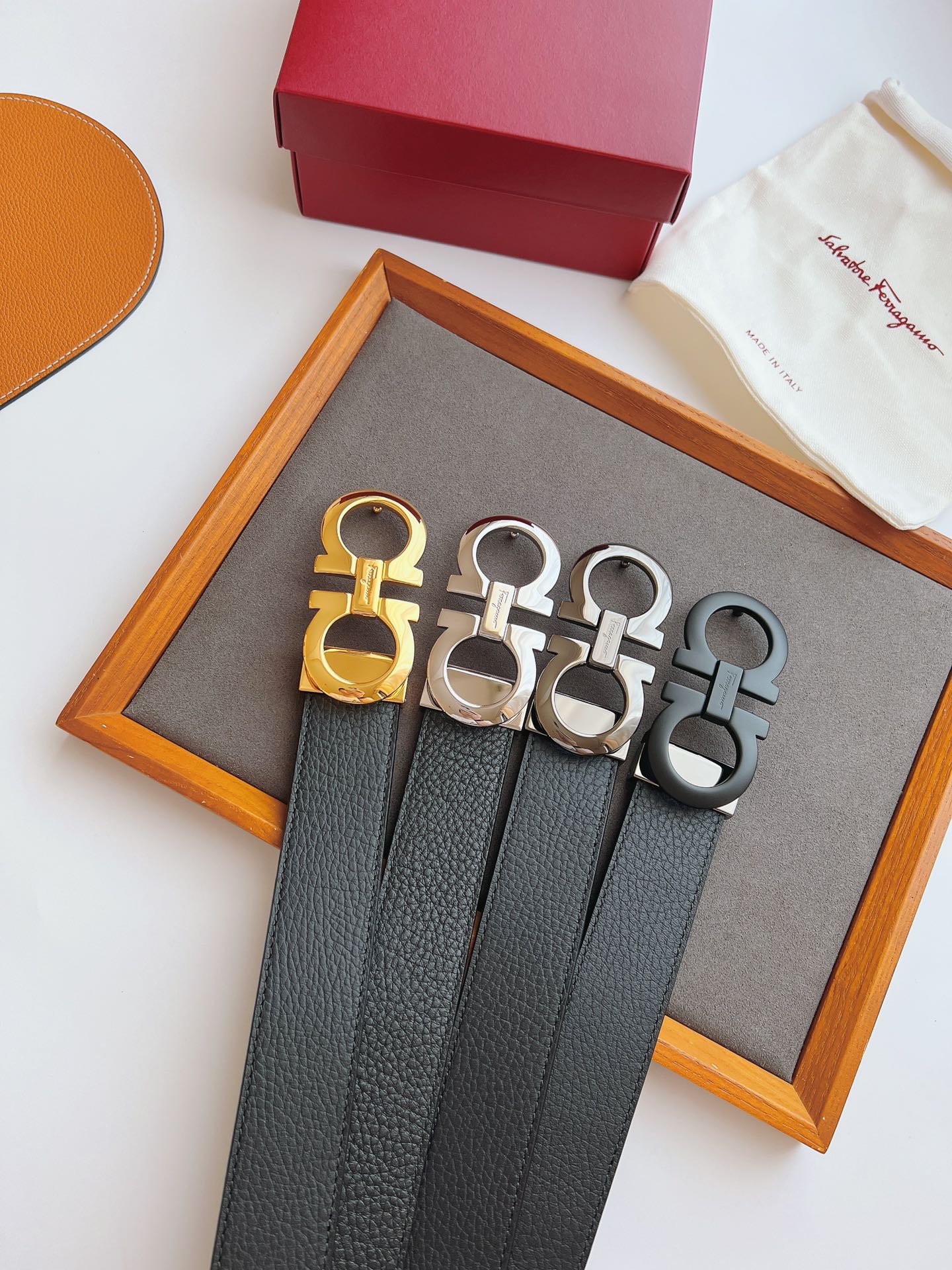 Ferragamo Men's Reversible Leather Belt