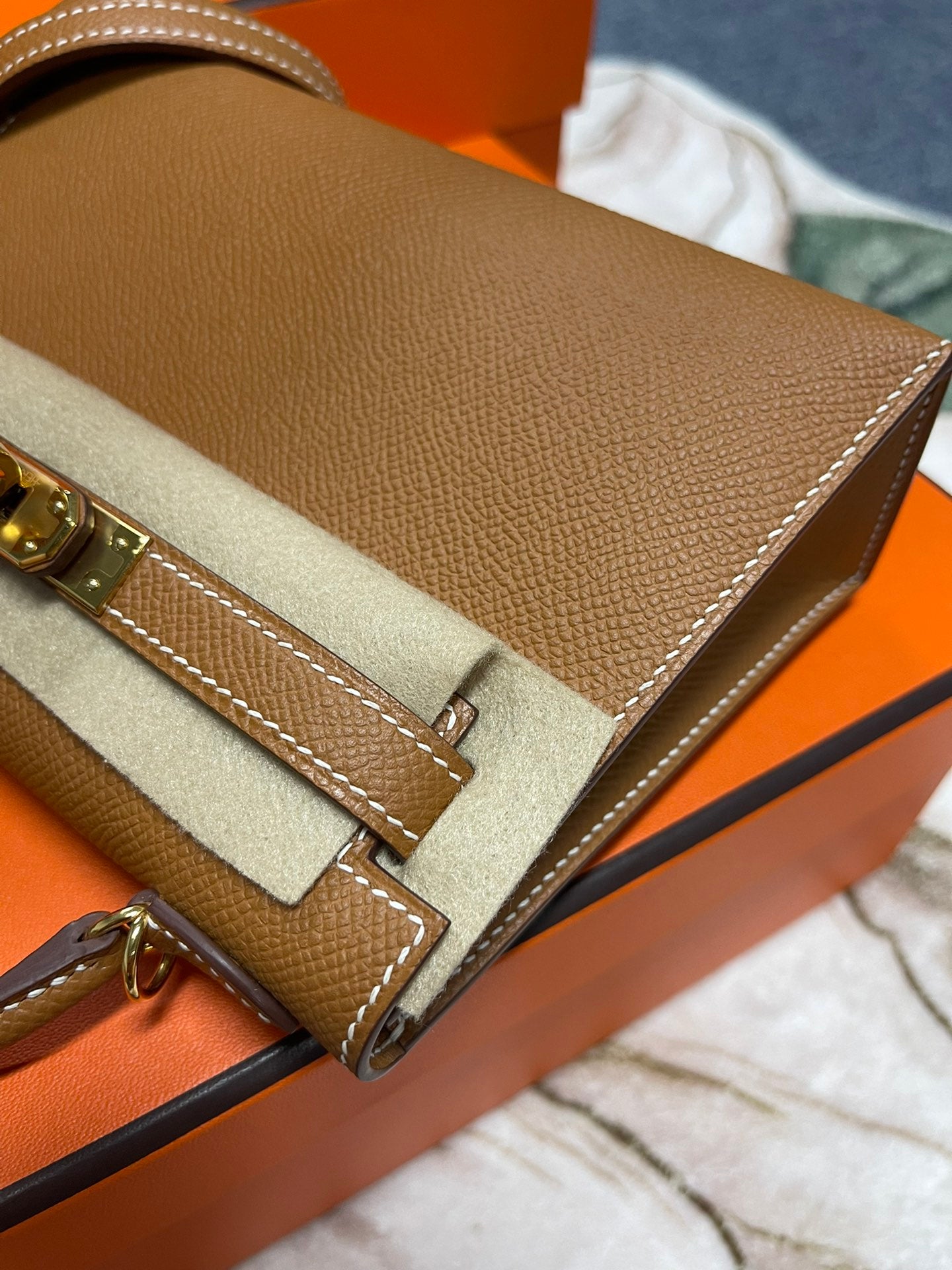 Hermès Mini Kelly 2 Handbag