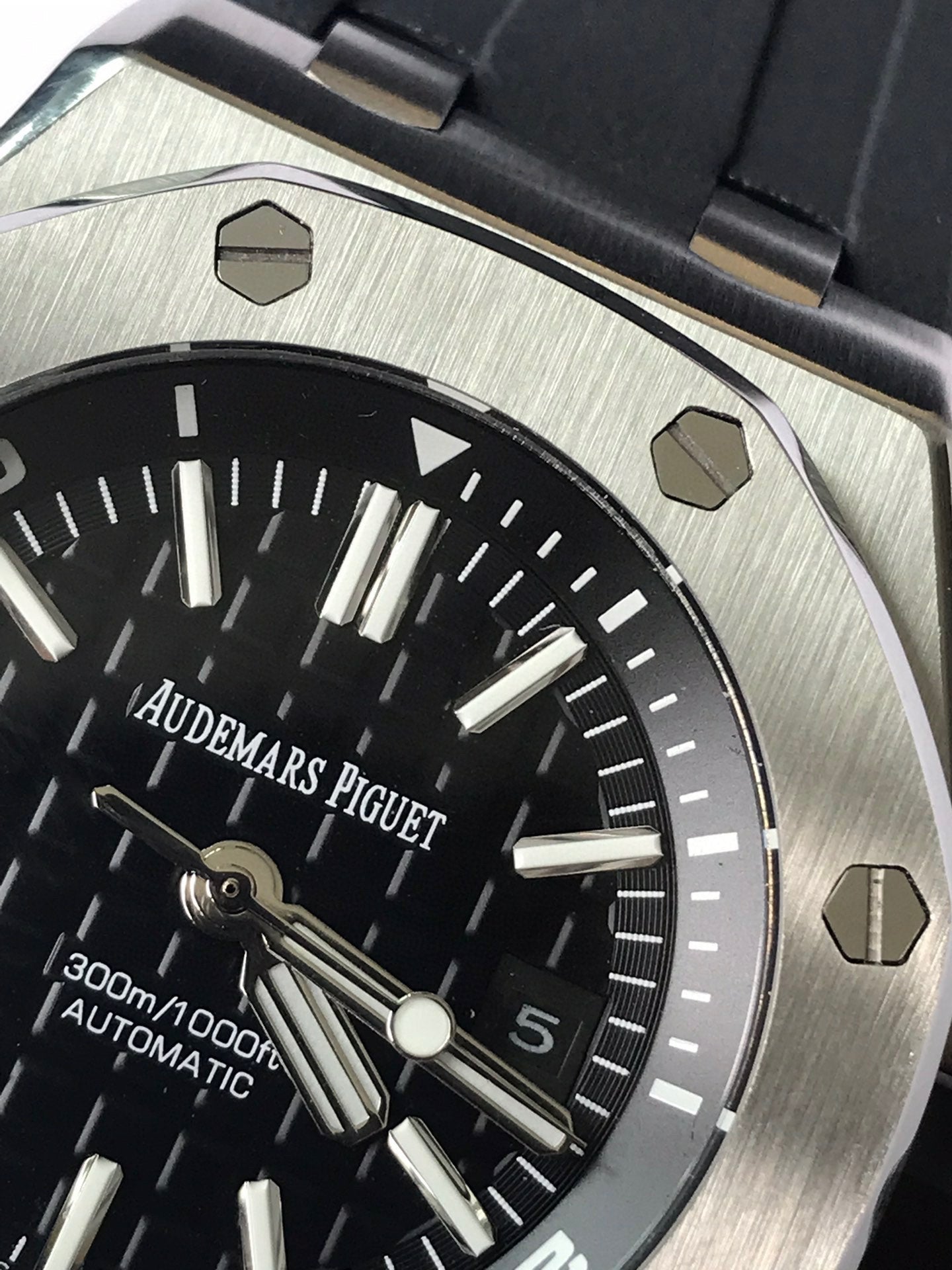 Audemars Piguet Royal Oak Offshore Diver AP15720