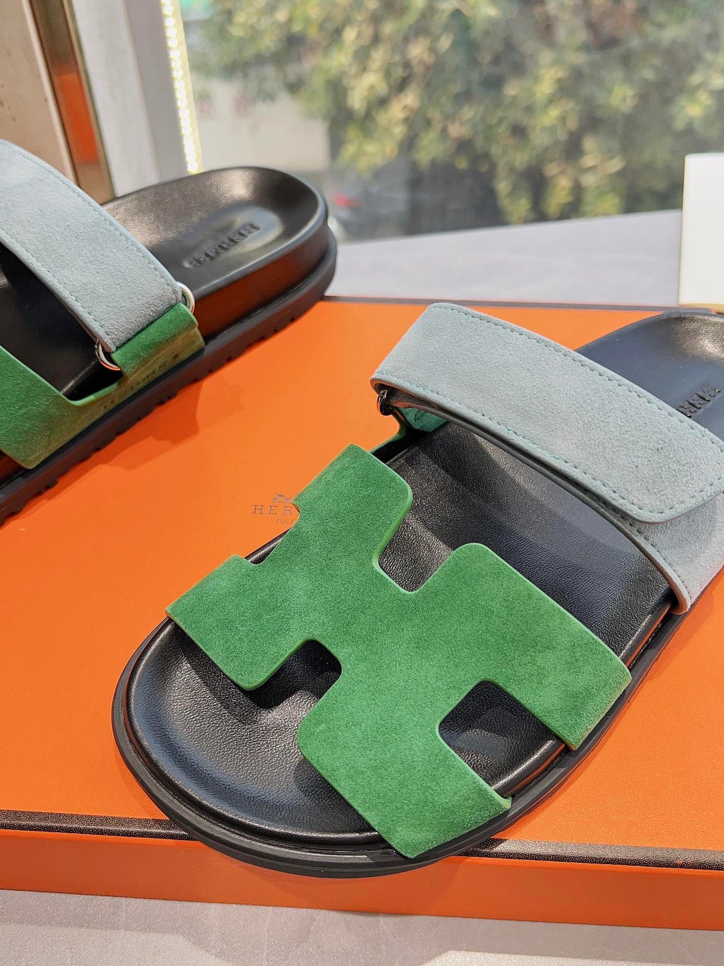 Hermès Pig Nose Thong Sandals – 2024 Spring/Summer Collection