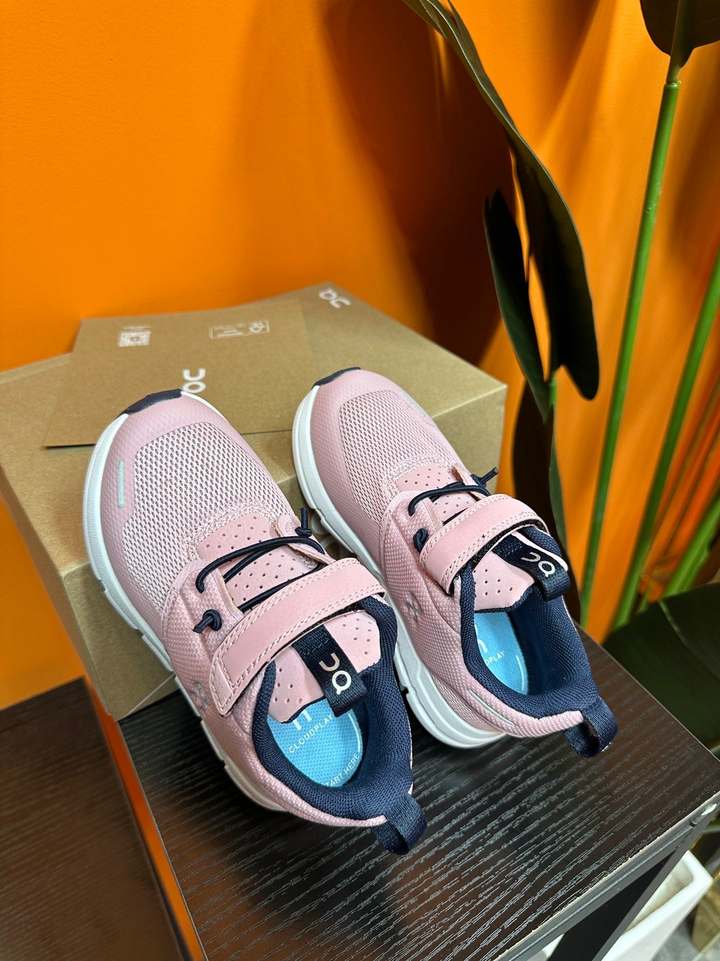 On Kids Running Sneakers – Kids Collection