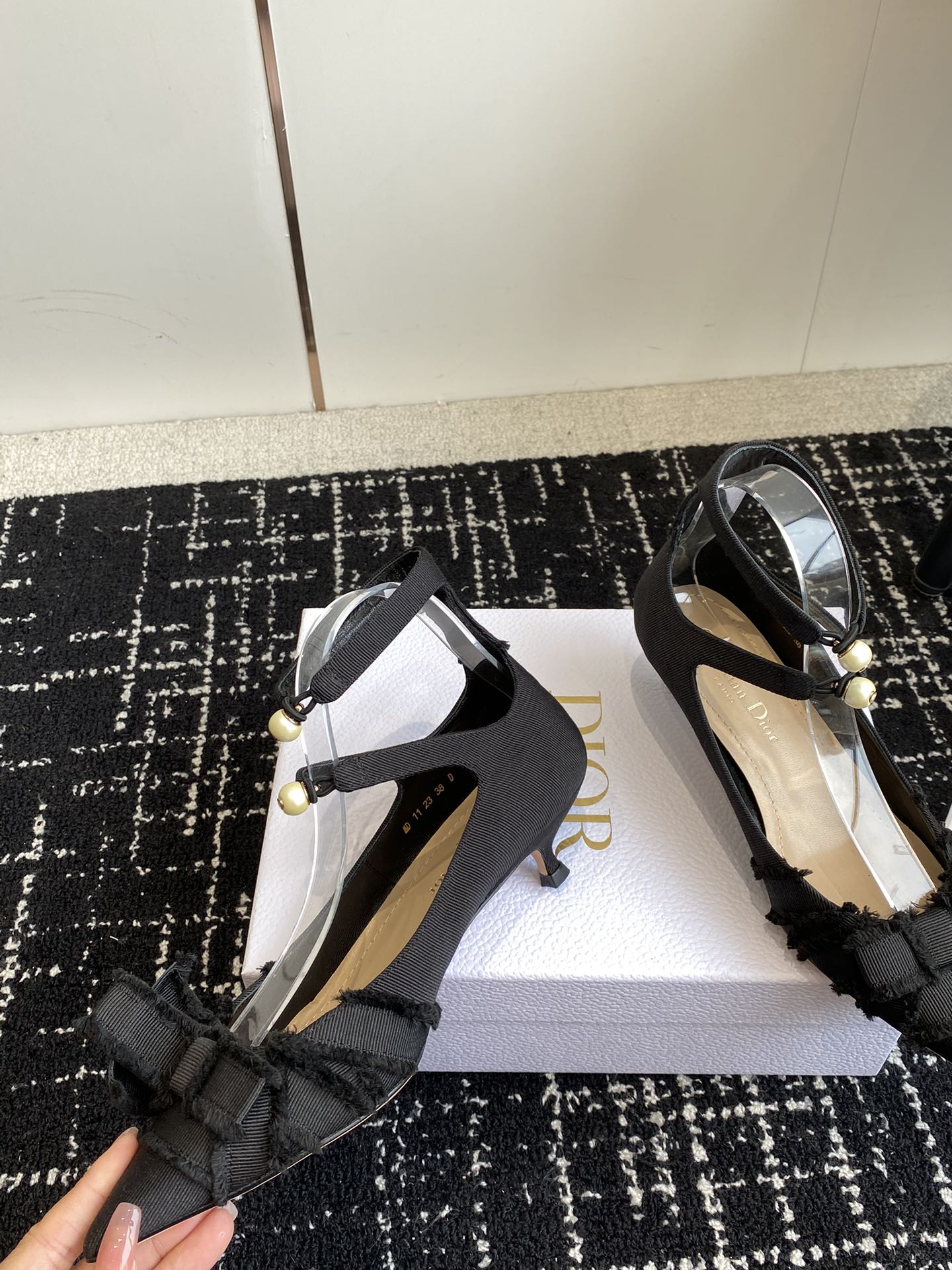 Dior J'Adior Jolie Pearl Pointed-Toe Pumps – 2024SS