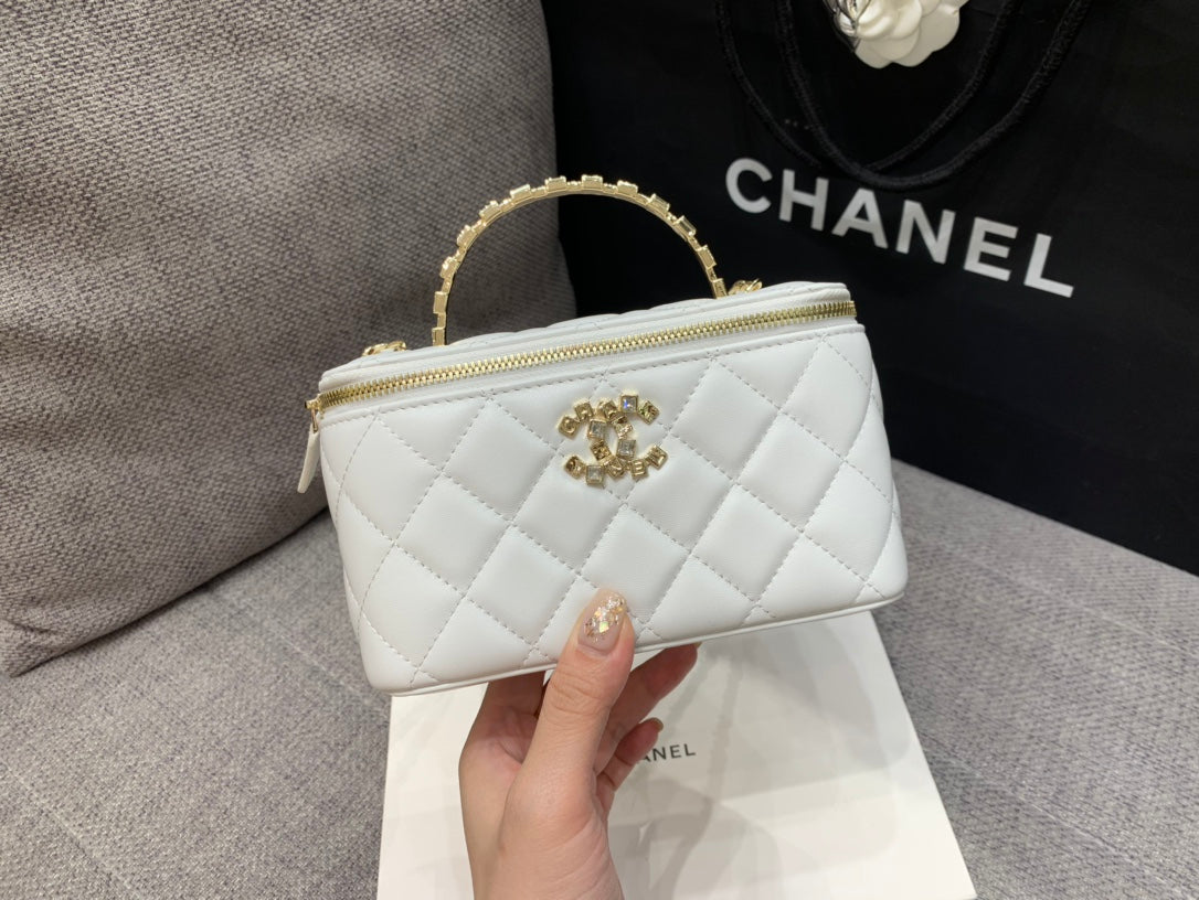 Chanel Crystal-Embellished Handle Box Bag – 24P Collection