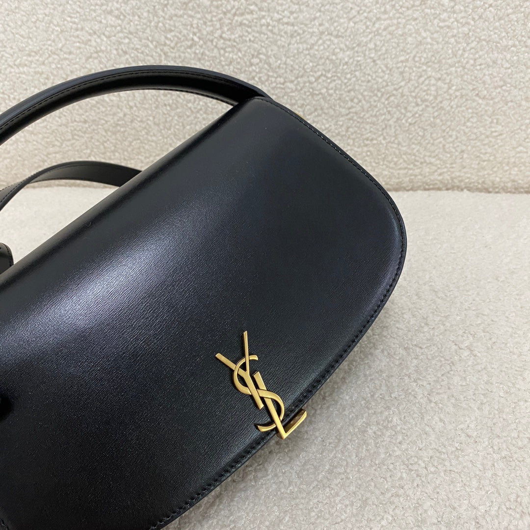 Saint Laurent Voltaire Box Shoulder Bag
