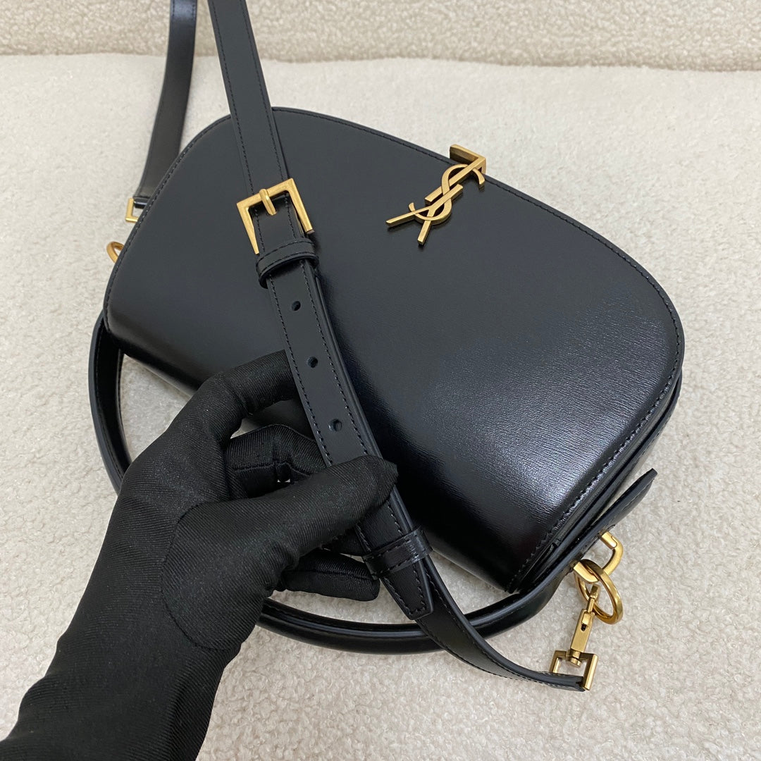 Saint Laurent Voltaire Box Shoulder Bag