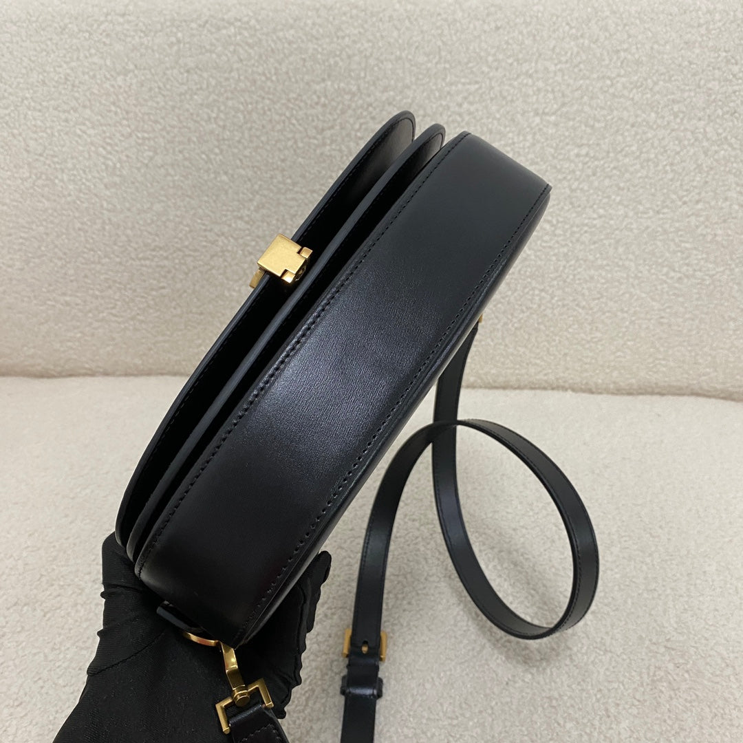Saint Laurent Voltaire Box Shoulder Bag