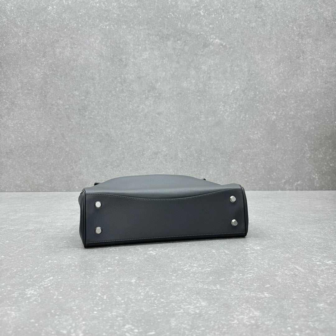 Balenciaga Rodeo Medium Handbag – 24SS Collection