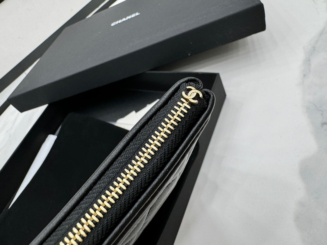 Chanel Classic Boy Clutch Bag