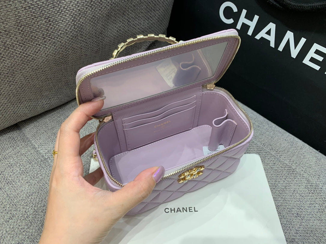 Chanel Crystal Embellished Handle Box Bag – 24P Collection