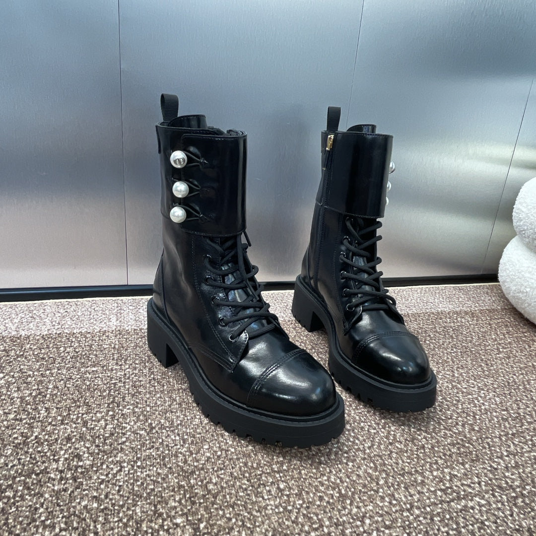 Dior D-Strike Pearl Platform Combat Boots – 2024 Autumn/Winter Collection