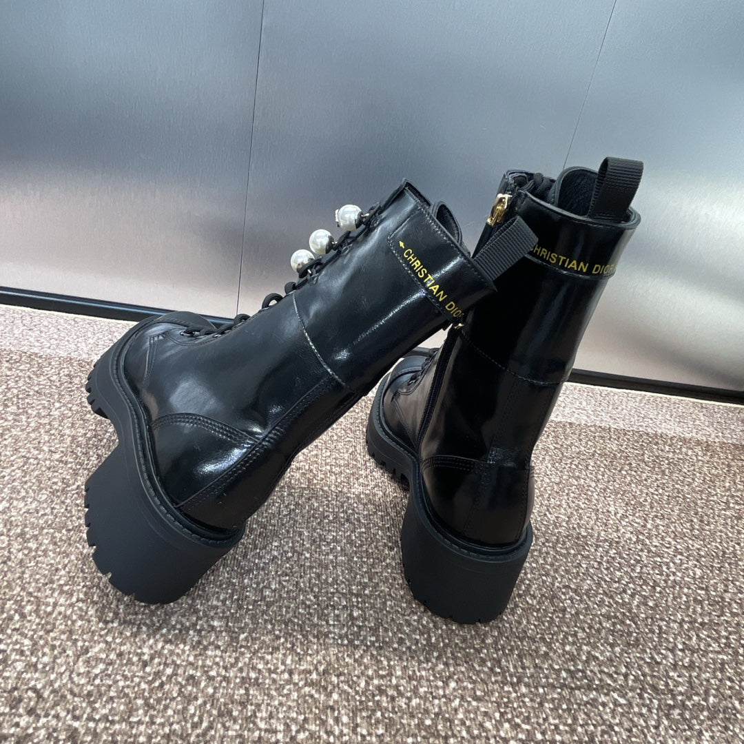 Dior D-Strike Pearl Platform Combat Boots – 2024 Autumn/Winter Collection