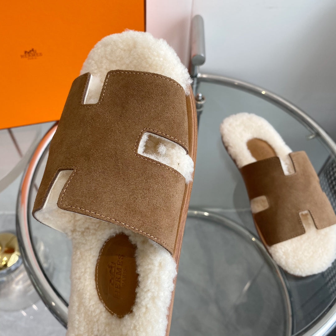 Hermès Izmir Classic H Wool Slippers