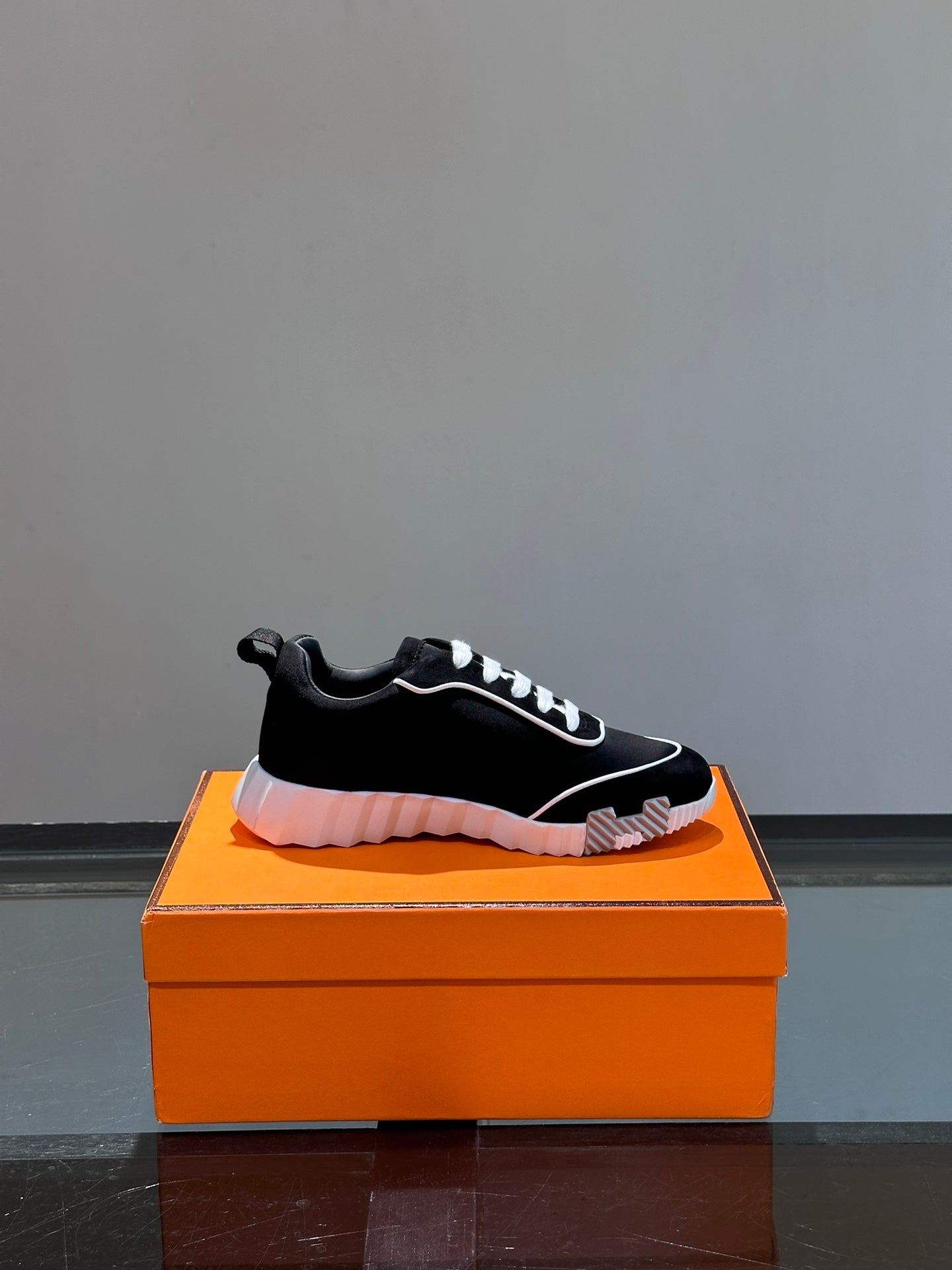 Hermès Bouncing Unisex Sneakers