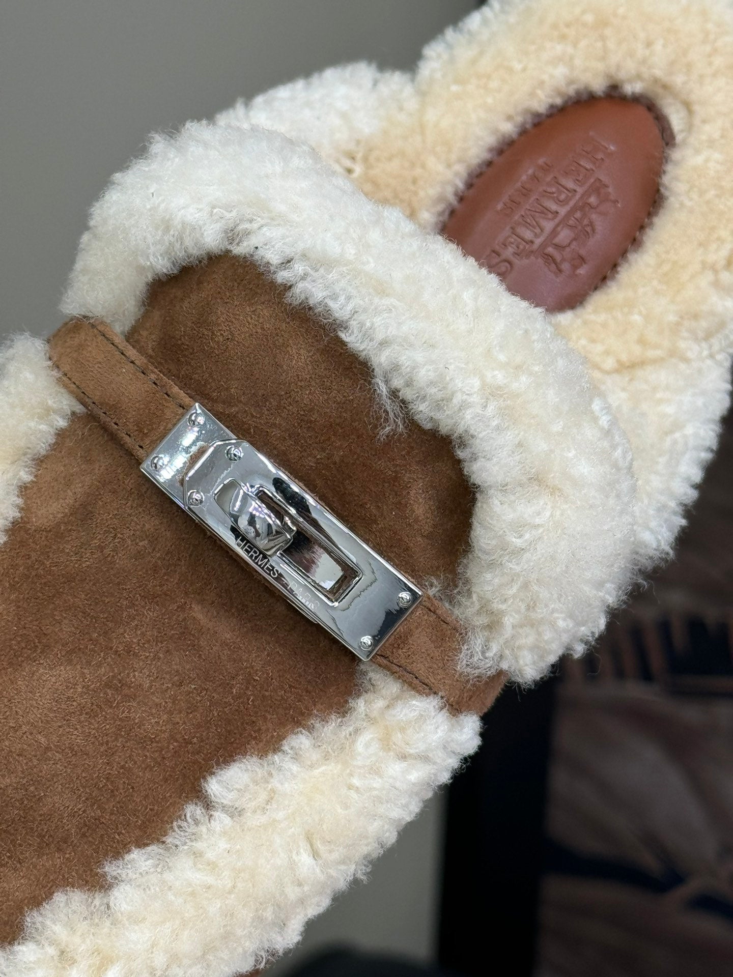 Hermès H Kelly Classic Mule Slippers – 24FW