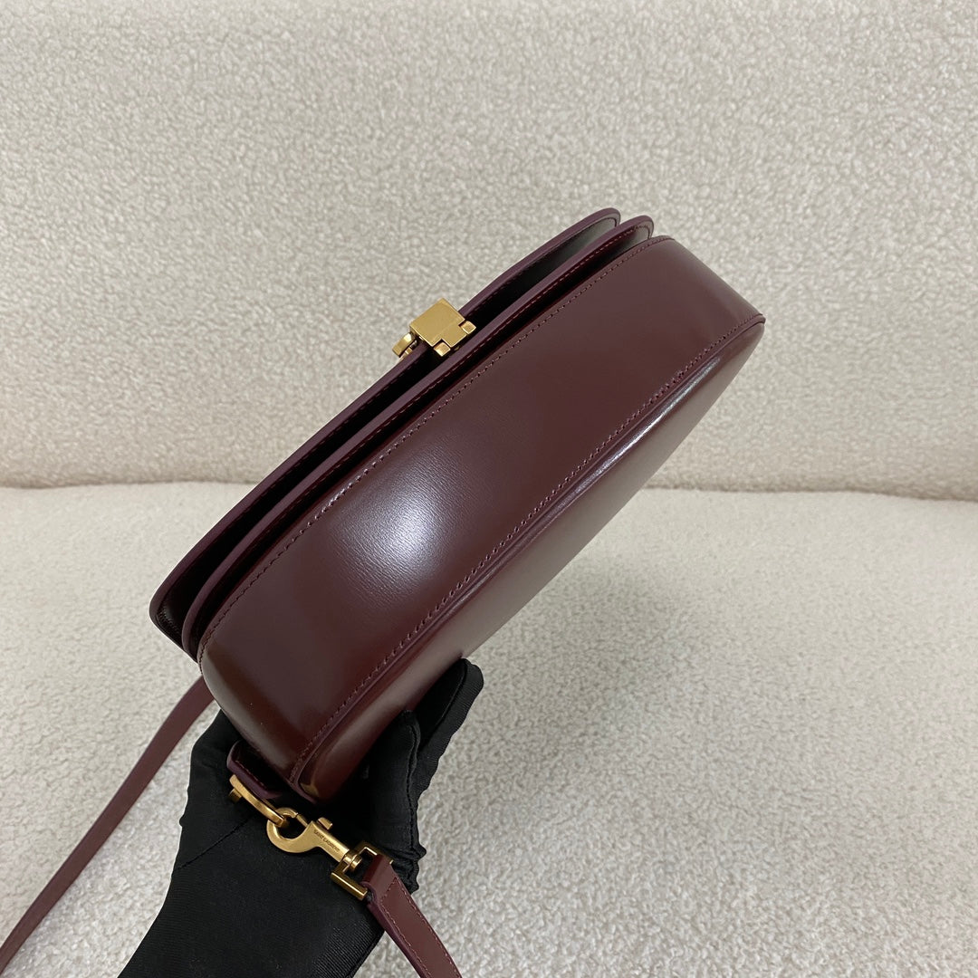 Saint Laurent Voltaire Box Shoulder Bag