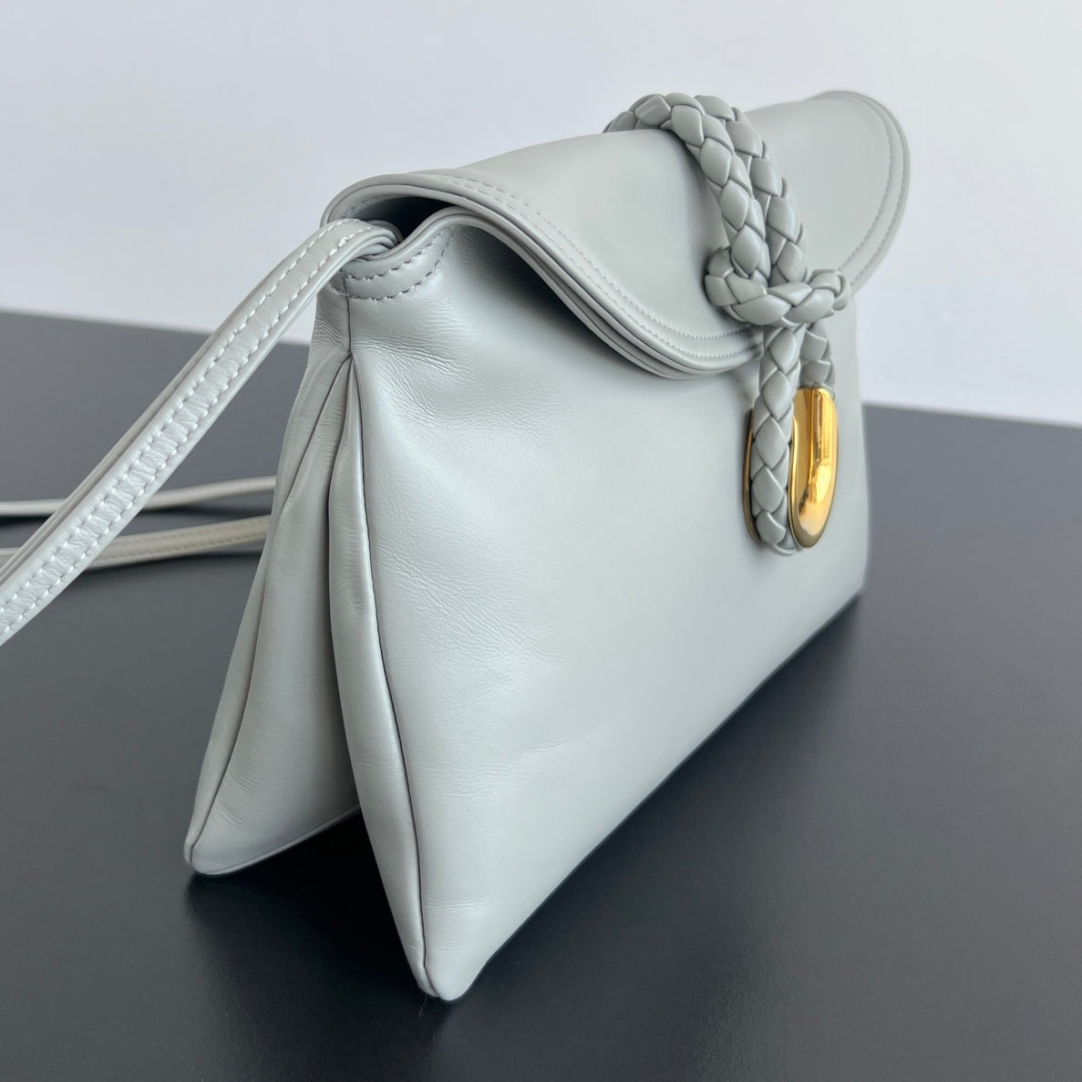 Bottega Veneta Small Liberta Handbag – 24FW