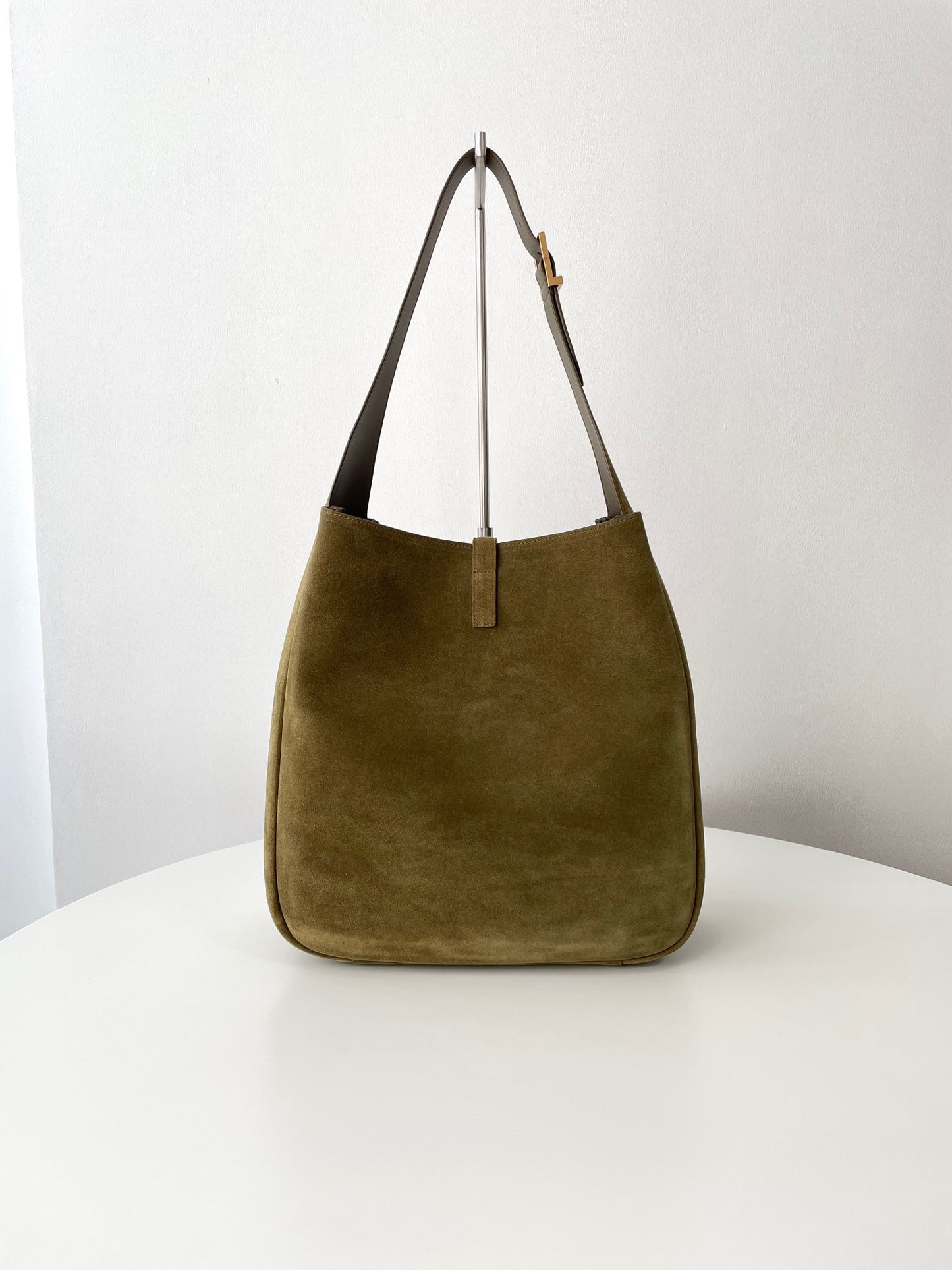 Saint Laurent 5A7 Large Suede Hobo Bag – Autumn/Winter Collection