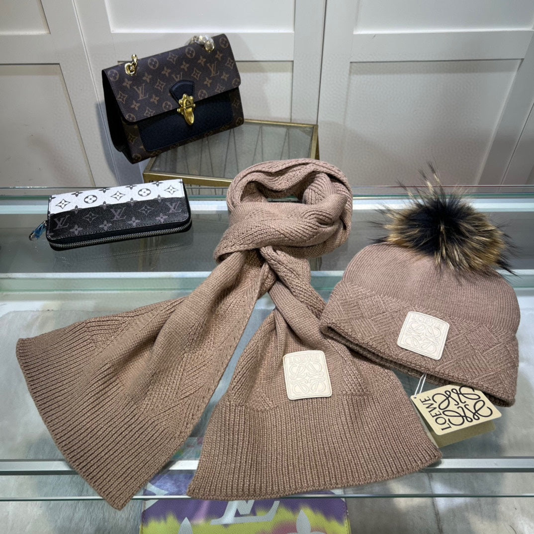 Loewe Classic Hat and Scarf Set