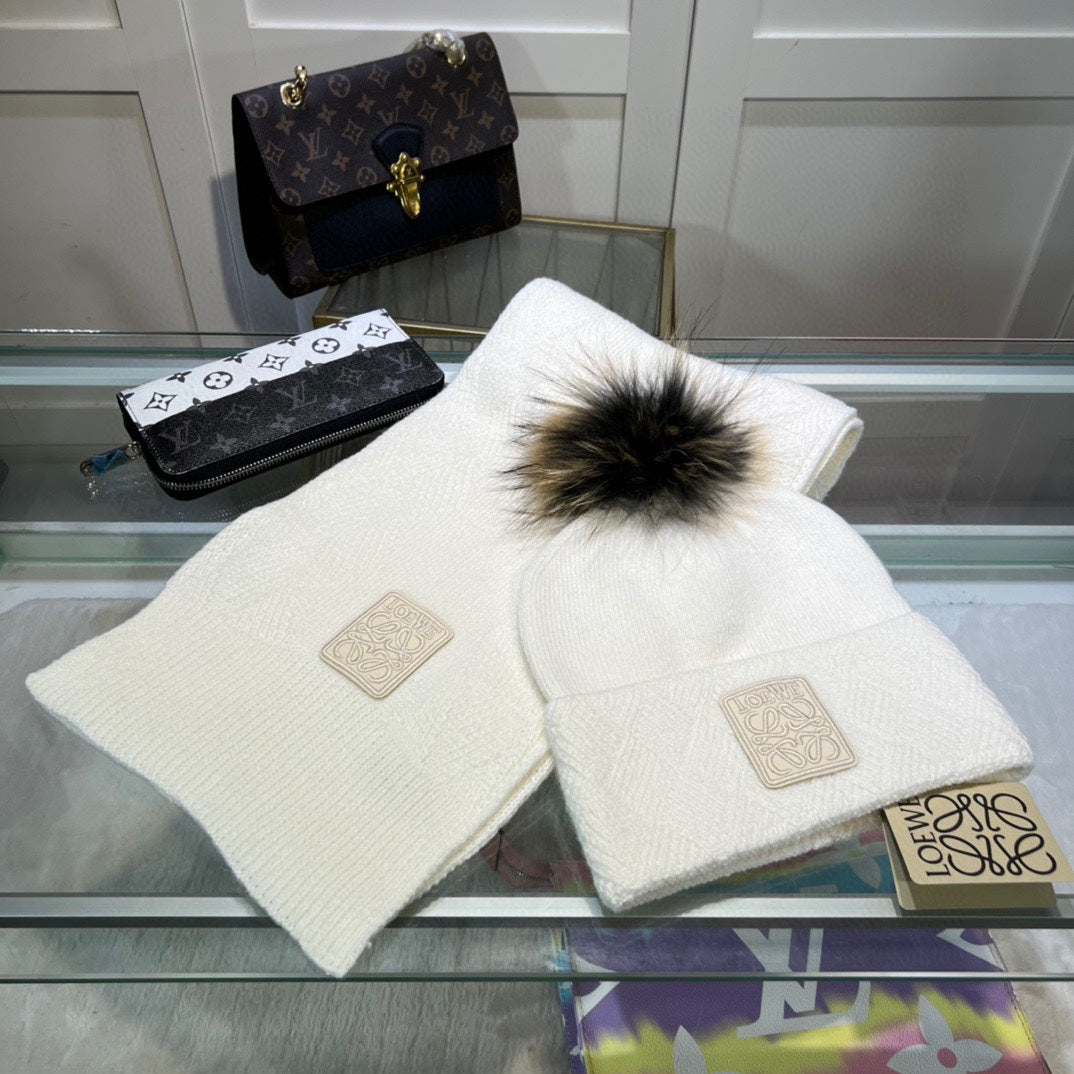 Loewe Classic Hat and Scarf Set