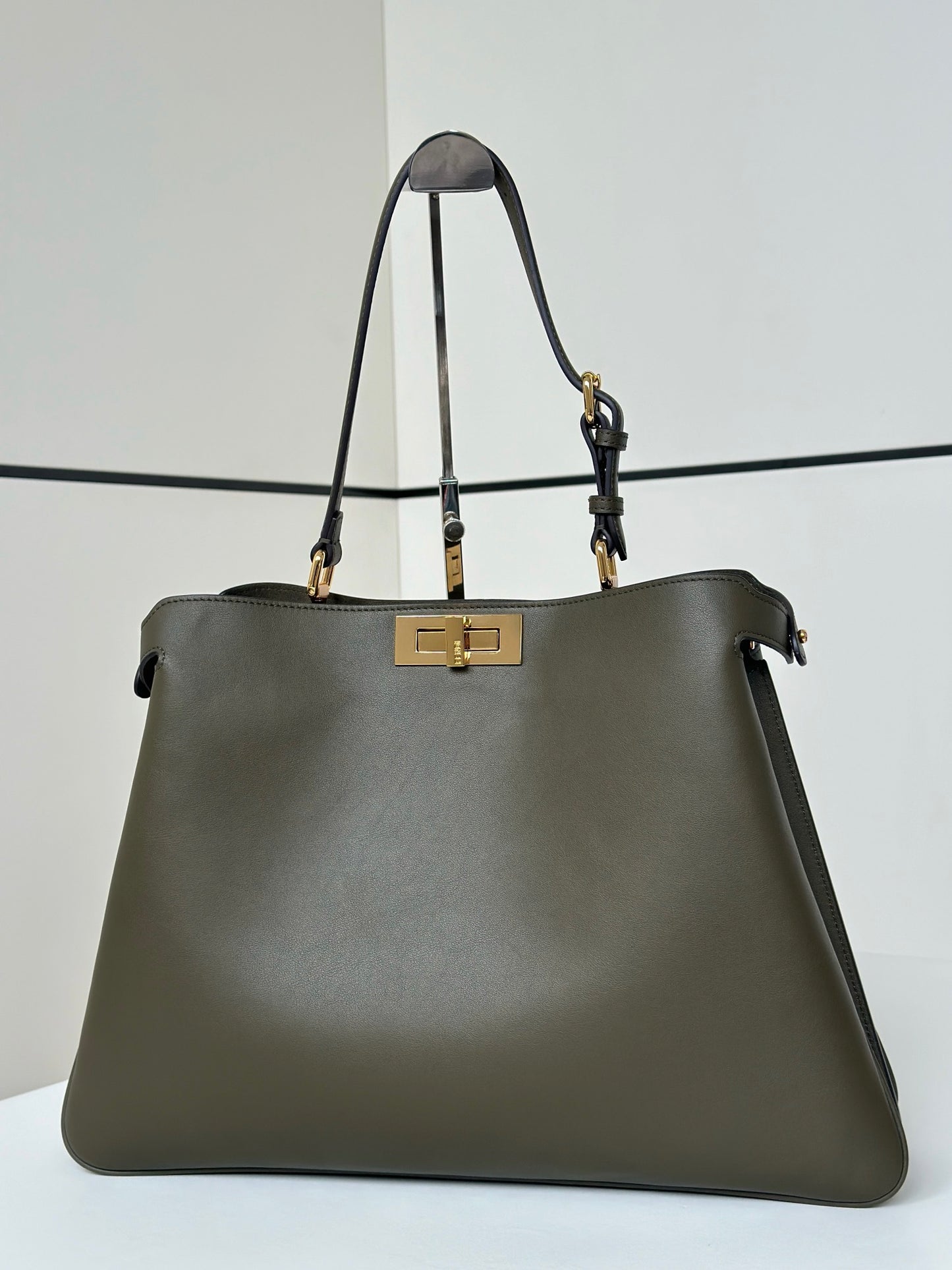 Fendi Peekaboo Iconic Large Handbag