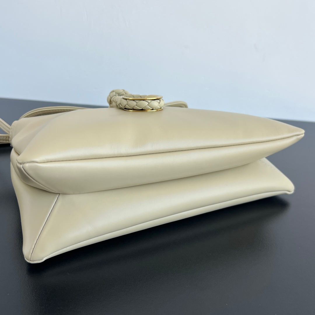 Bottega Veneta Small Liberta Handbag – 24FW