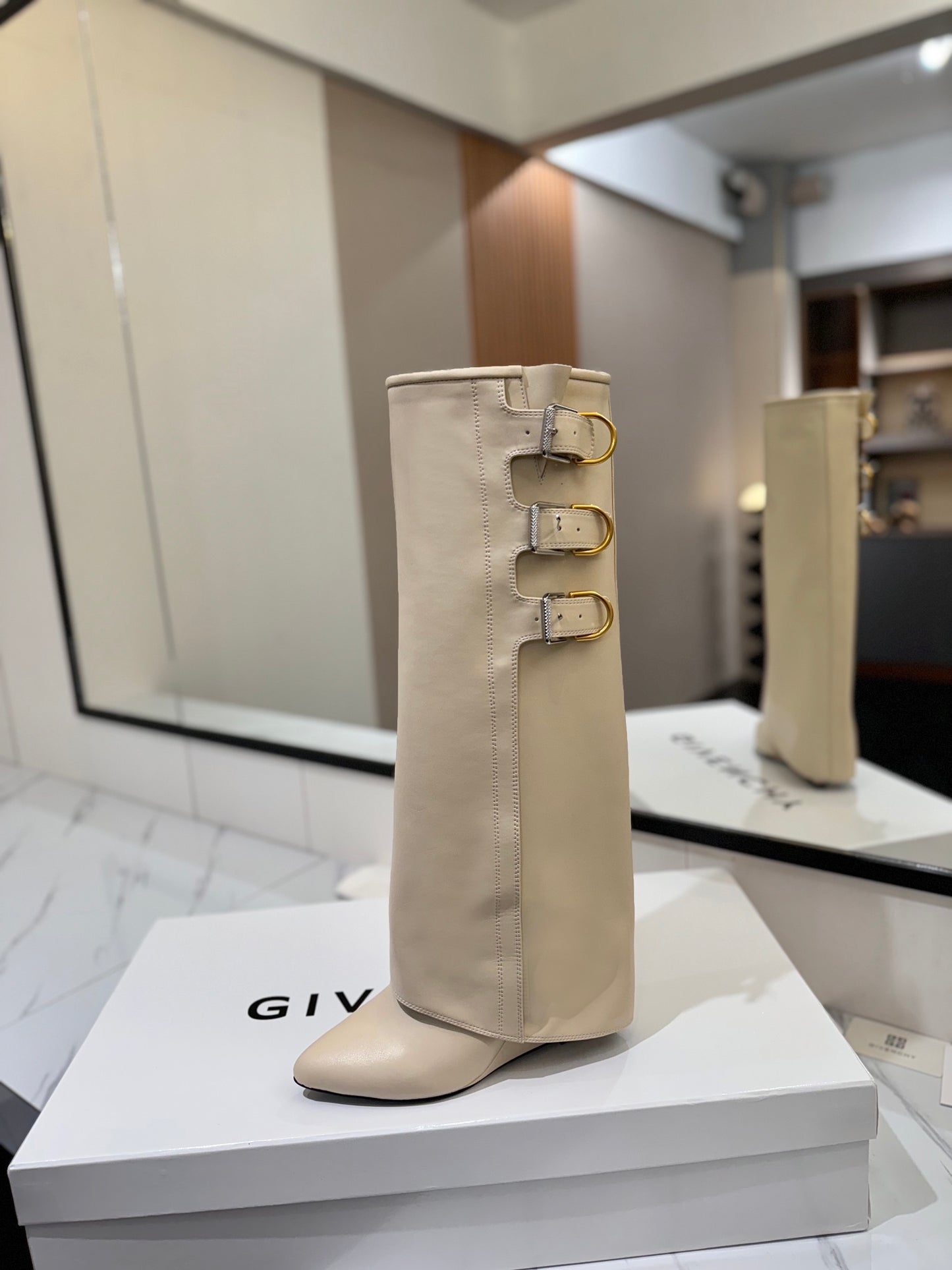 Givenchy Lock Detail Knee-High Boots – 2024 Spring/Summer Collection