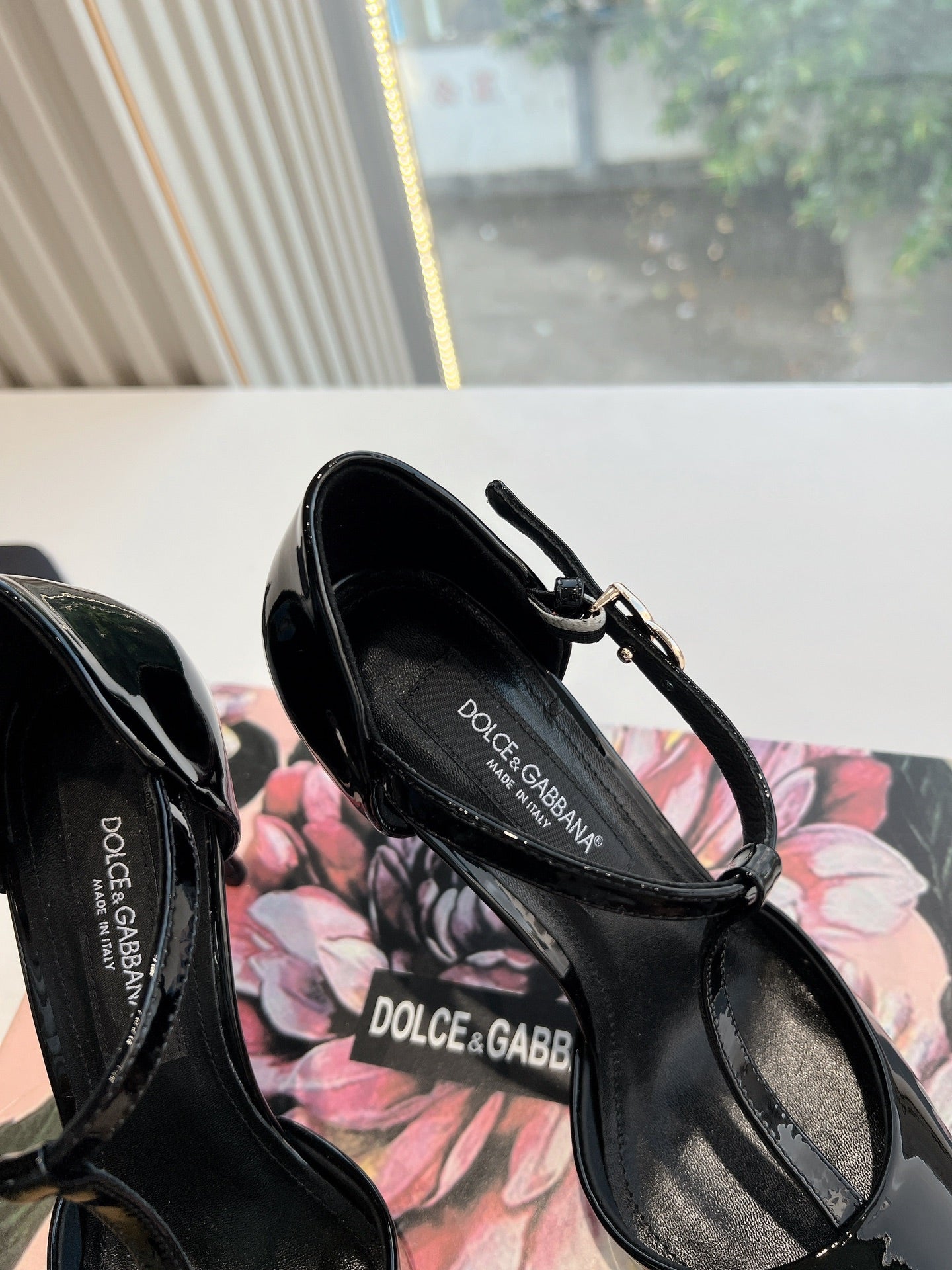 Dolce & Gabbana Patent Leather Heels – 2025 Collection